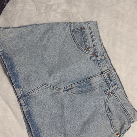 Levi's - Picture 4 of 6